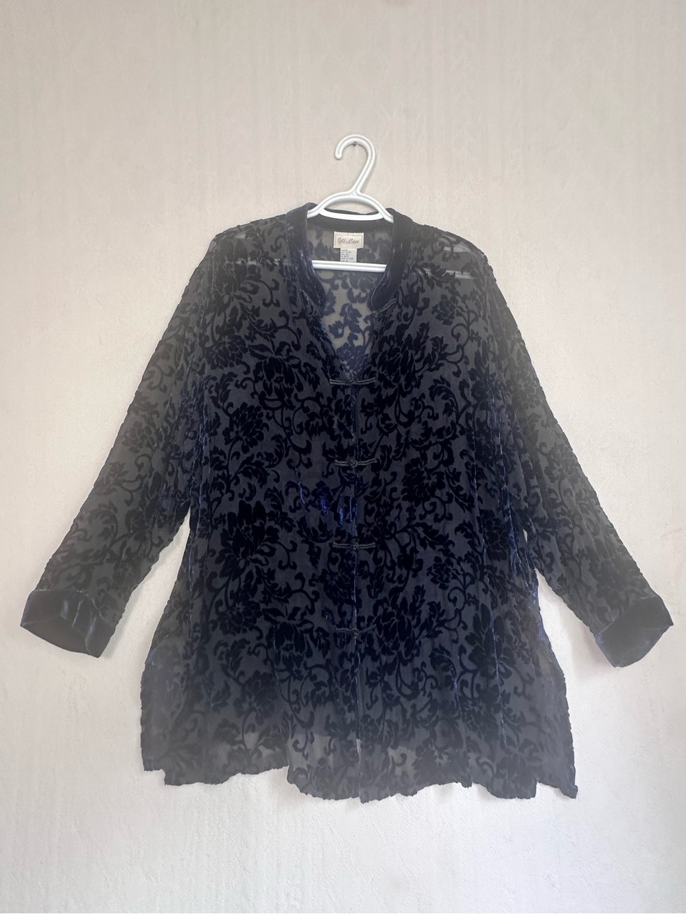 Blue Velvet Burnout Floral Tunic Top - Black Knot Buttons Sz XL Silk Rayon